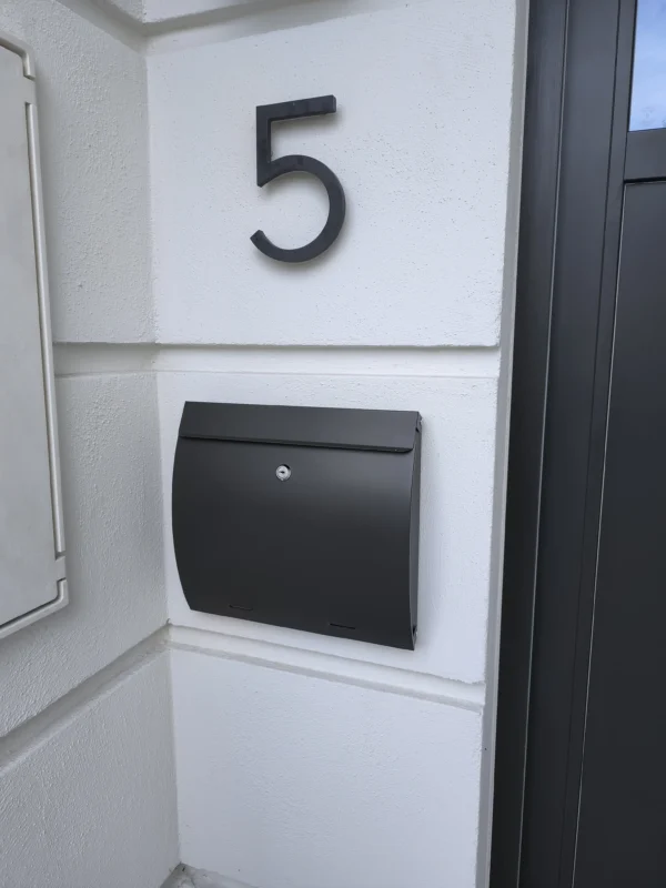 Post box "Alec" Umbra Grey RAL7022 - Image 4